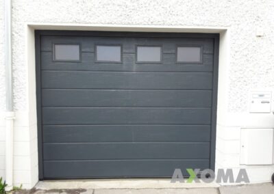 Garage sectionnelle HORMANN RENOMATIC rénovation hublot rectangulaire Vertou réalisation sur mesure