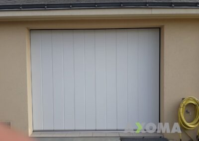 Installation porte coulissante latérale avec nervure régulière GYPASS SPOSA à Les Sorinières 44