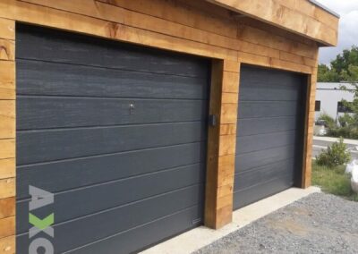 Garage sectionnelle avec rainure M finition WOODGRAIN HORMANN Clisson réalisation sur mesure