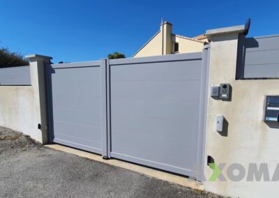 Portail 2 battant KARANTAN lame 300 large fabriqué sur mesure et posé à Sainte-Luce-sur-Loire