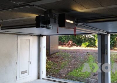 Porte enroulable HORMANN ROLLMATIC OD à refoulement plafond posée à Les Sorinières 44