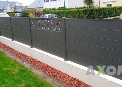 Clôture aluminium BRIZ avec découpe laser SAON KOSTUM Carquefou